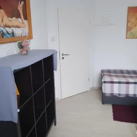 Am Bahnhof Apartament