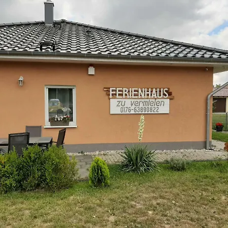Am Bahnhof Werneuchen