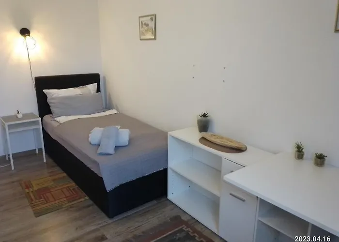 Am Bahnhof Daire Werneuchen