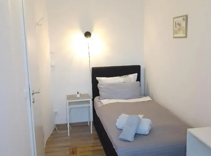 Am Bahnhof * Werneuchen