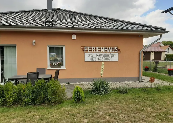 Am Bahnhof Werneuchen